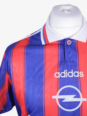 BAYERN MONACO 1995/96 - HOME - M