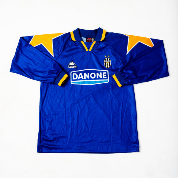 JUVENTUS 1994/95 - AWAY JERSEY