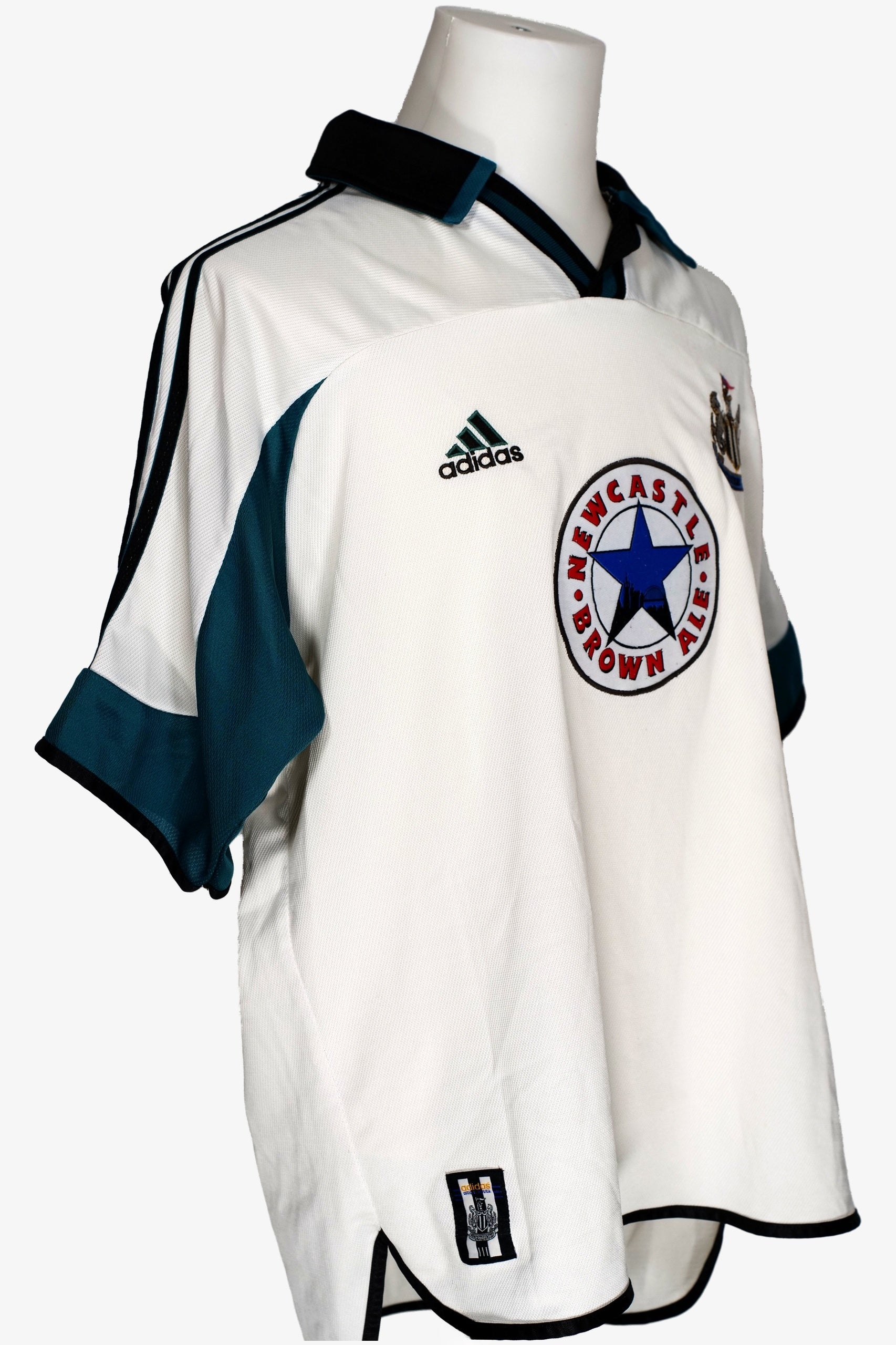 NEWCASTLE UNITED 1999/00 - SHEARER - AWAY