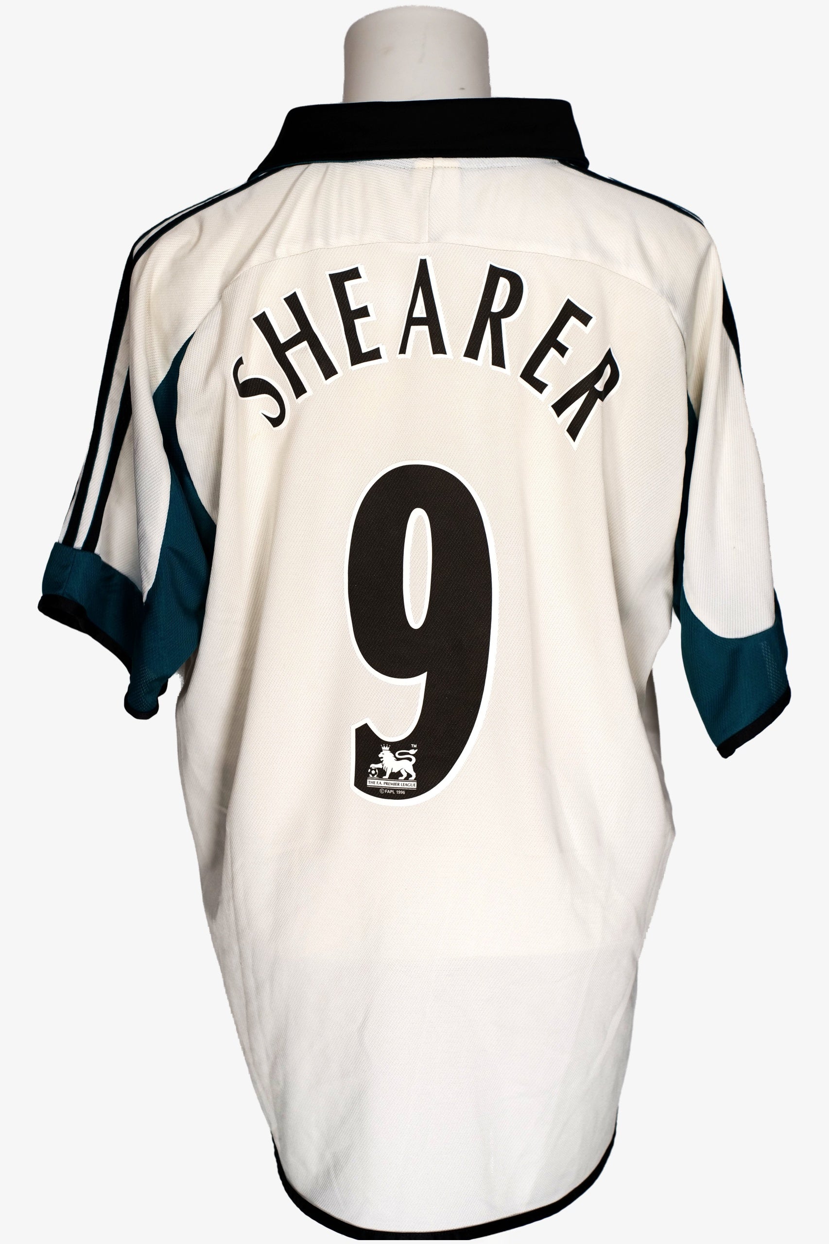 NEWCASTLE UNITED 1999/00 - SHEARER - AWAY