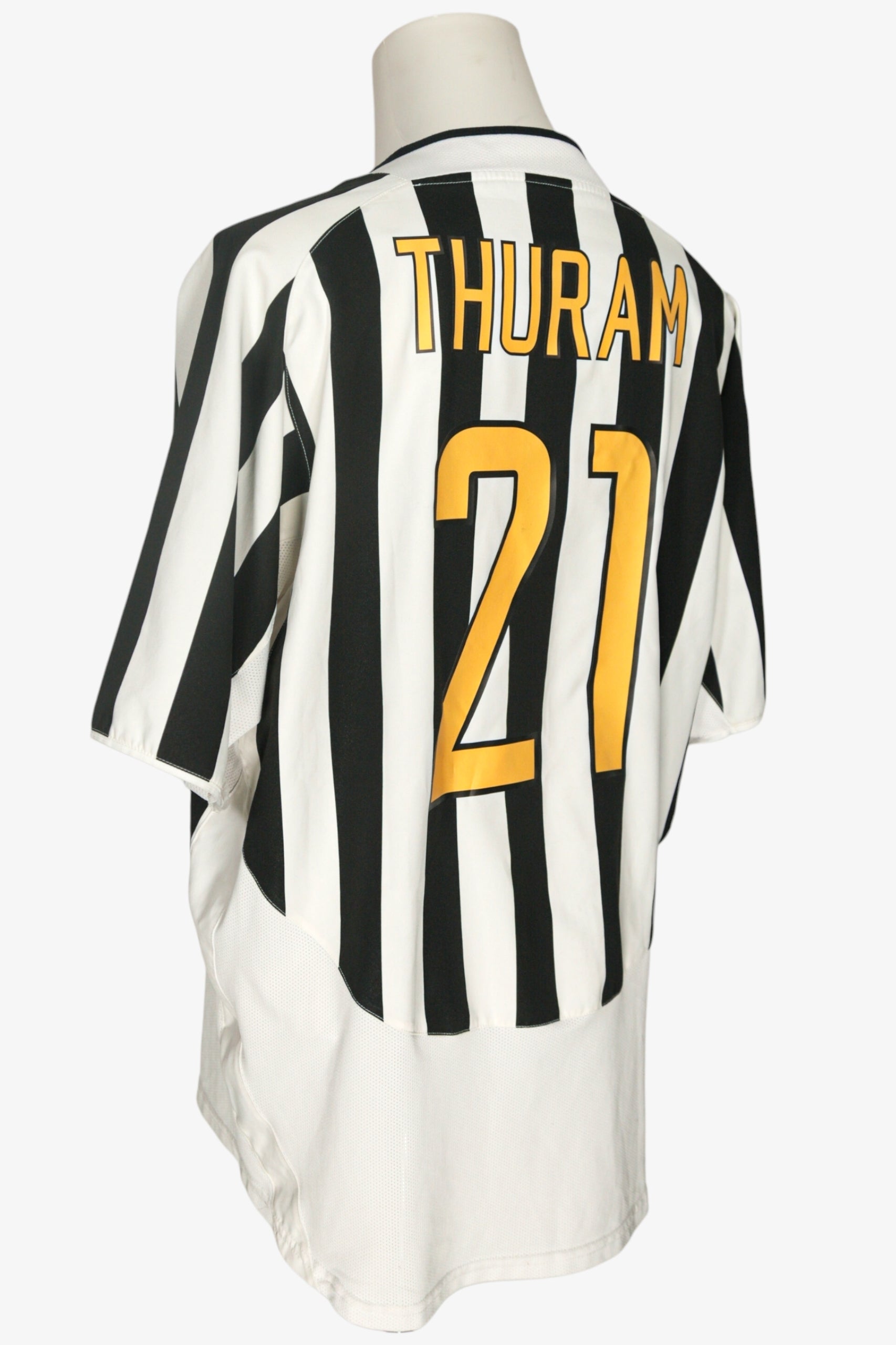 JUVENTUS 2003/04 - THURAM - HOME